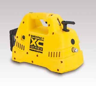 XC-sarjan johdottomat hydrauliset pumput Kuvassa: XC-1201ME Johdollisen pumpun teho Käsipumpun kannettavuus GA45GC Mittariliitinsarja Suojaa itsesi järjestelmän ylikuormitukselta helposti tilaamalla