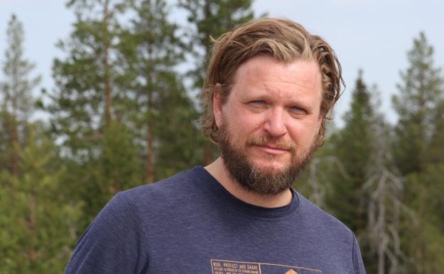 Näin kaivoshankkeet etenevät Kehitämme kaivoshankkeita nykyisen kaivoslain hengen mukaisesti. Tammi maaliskuussa 2018 tapasimme Kuusamossa ja Posiolla eri elinkeinojen ja kansalaisryhmien edustajia.
