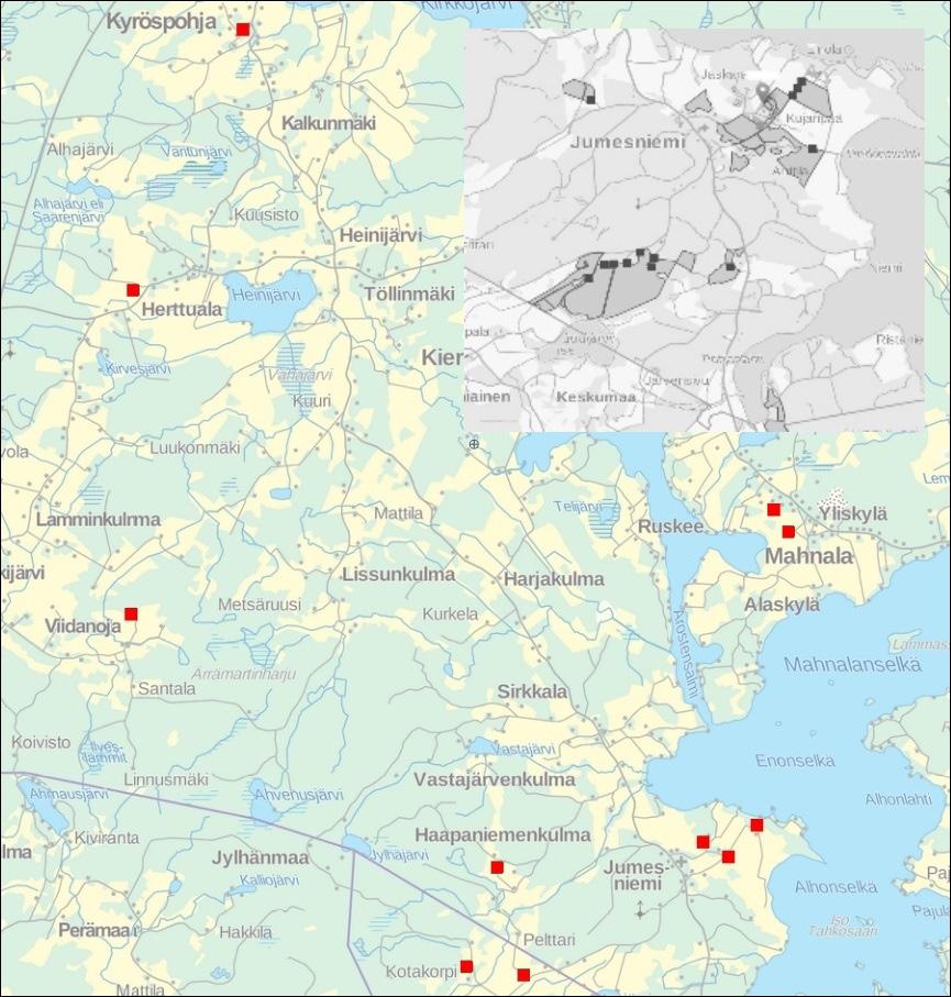 Kuva 5. Lieteurakoijan asiakkaiden lastauspaikat Hämeenkyrön alueella sekä pikkukuvassa (harmaa pohja) esimerkkinä urakoijan tilan levityslohkot purkupaikkoineen.