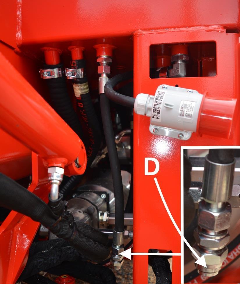 Traktorikäyttöisessä koneessa suositeltu öljy on normaaliolosuhteissa ISO VG 46 (öljyn lämpötilan ollessa enintään 60 C). 5.
