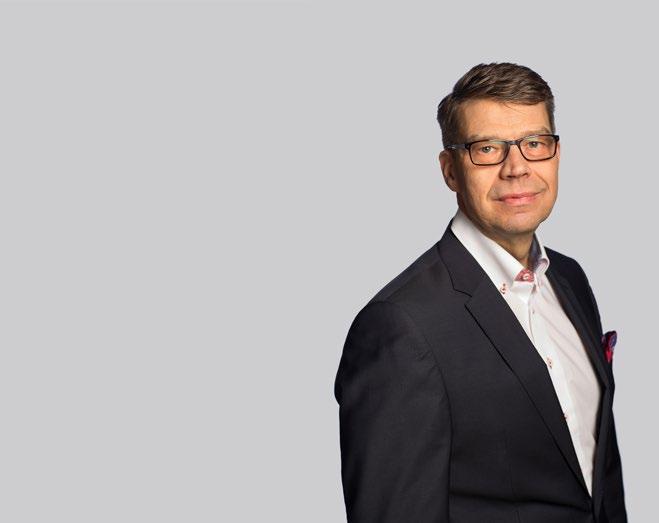 Hallituksen jäsenten tiedot Hallituksen osakkeenomistus sisältää myös kyseisen henkilön määräysvaltayhtiöiden omistuksessa olevat Glaston Oyj Abp:n osakkeet. ANDREAS TALLBERG, s.