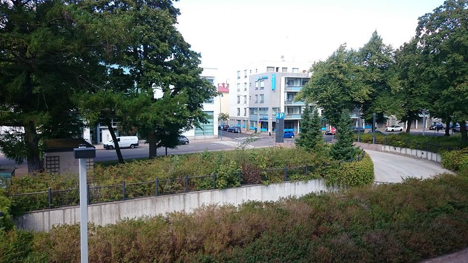 Kotkassa. 4.