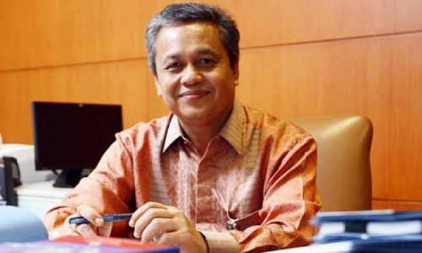 JOM KOMODO INDONESIA -SIJOITUSRAHASTO Kuukausikommentti toukokuu 2018 Indonesian keskuspankin (BI) uusi johtaja Perry Warjiyo aloitti virassaan 24. toukokuuta.