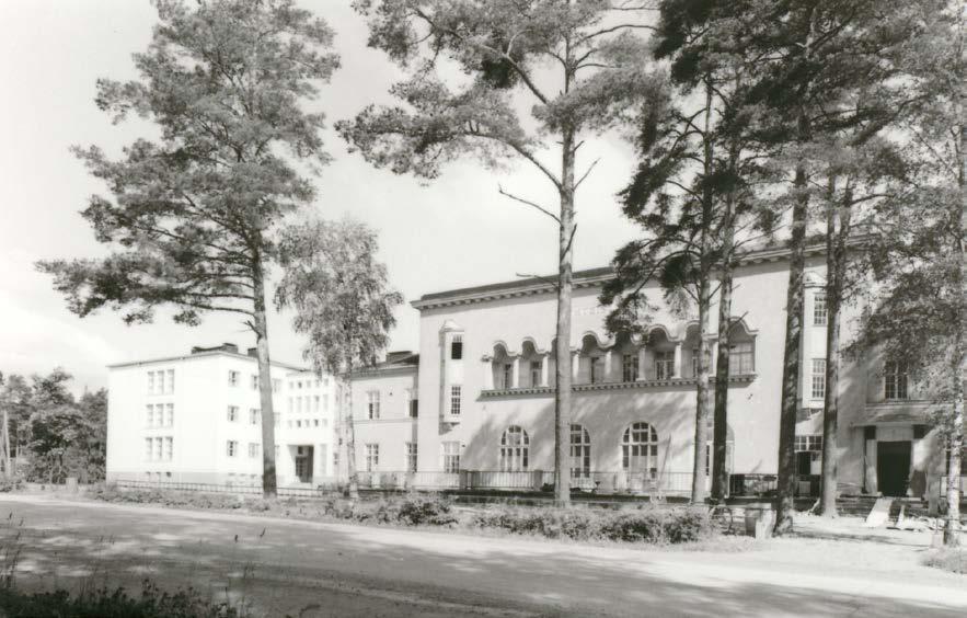 Imatrankosken asemaan liittyneitä puurakennuksia, jotka ovat peräisin vuosilta 1889-1936.