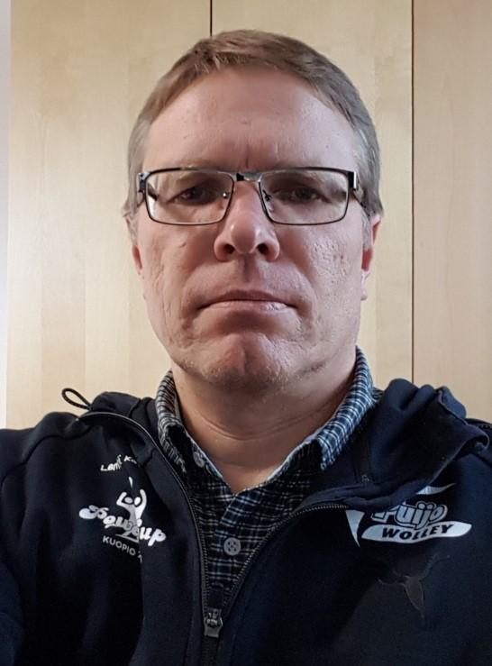 . maailman ihmeitä Lempiruoka: peruskotiruoka Olen tosi taitava rakentamaan kaikenlaista Haaveilen lomasta Nimi: Minna Grön Ikä: 47 v Ammatti: Talousjohtaja