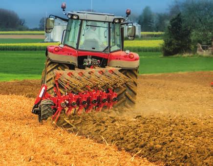 Massey Fergusonin kolmipistenostolaite on paras esimerkki käyttäjän pellolla kokemasta tuottavuudesta, tehosta ja suorituskyvystä.