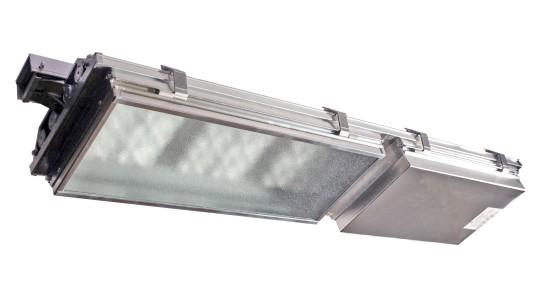 LED VICTOR 1000M 5 VUODEN TAKUU! Tarkemmat valaisinkohtaiset arvot seuraavilla sivuilla tyyppitaulukoissa.