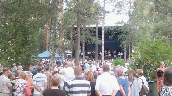 Tapahtumista merkittävin oli Puolustusvoimat 100 -kesäkiertue Kouvolassa, johon sisällytettiin neljän Kouvolan keskustan koulun Inttitutuksi päivä tehtäväratoineen ja kalusteoesittely.