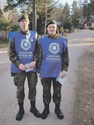 Päiviö Pyysalo juonsi päiväjuhlan ja Markku Veijalainen iltajuhlan. Laskin seppeleen Kaatuneiden upseerien muistomerkille juhlan aluksi oppilaskunnan puheenjohtaja Juhani Leikolan kanssa.