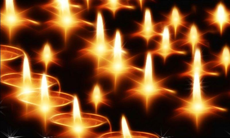 Kirkkokahvit. *IV adventtisunnuntai 23.12. messu klo 10 Anne-Maria Oikarinen, Marjut Mulari, Olli Mönttinen. Kirkkokahvit. *Perheiden jouluaaton hartaus 24.12. klo 13 Miira Muroma-Nikunen, Määttäsen perheorkesteri.