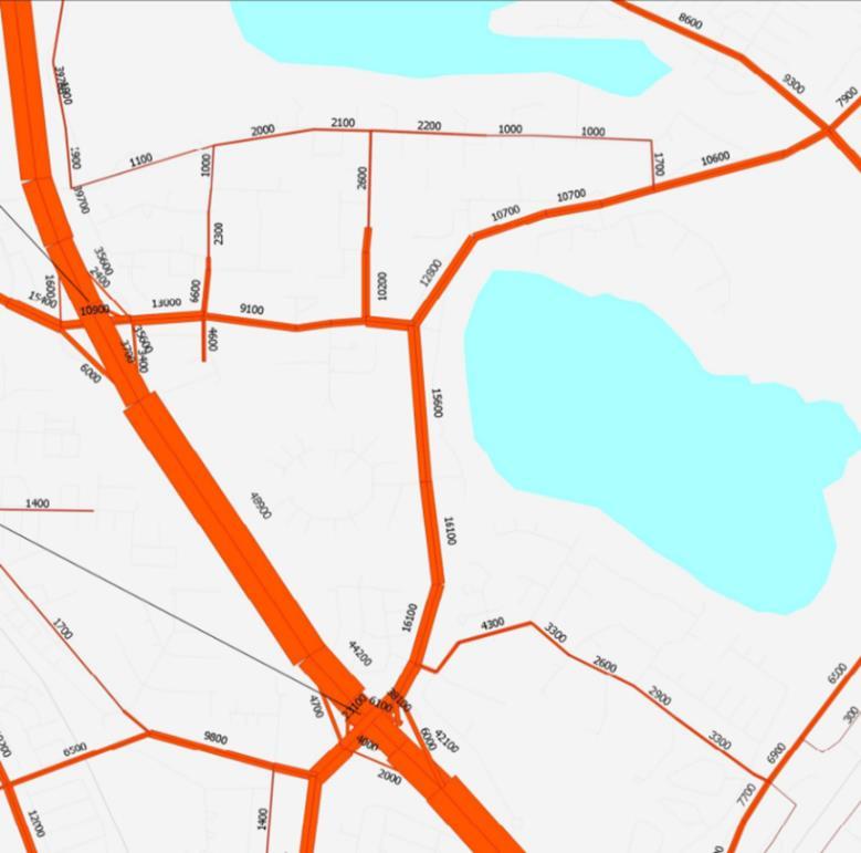Ajoneuvoliikenne ja pysäköinti Alueen ajoneuvoliikenteen pääväylät ovat Linnanmaantie ja Alakyläntie.