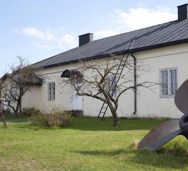 Henkilöstö Hallinto Wsy tuottaa kaikki hallinnon palvelut itse oman henkilöstön voimin.