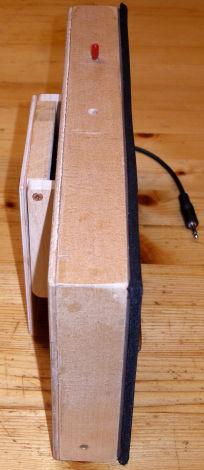 Magneettisalpa liimataan