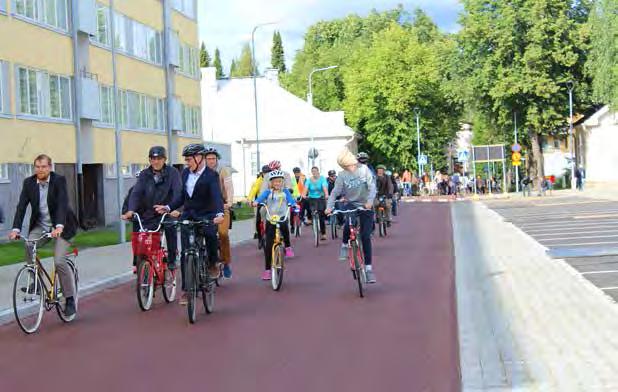 Autoliikenteen nopeudet pidetään rakenteellisin keinoin pyöräliikenteelle sopivalla tasolla, ja nopeusrajoitus on enintään 30 km/h.