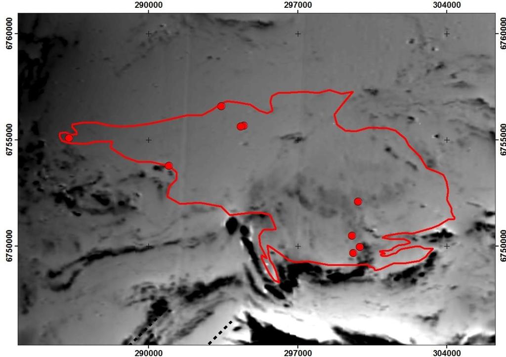 129 Kuva 2. Ypäjän granitoidin rajaus (punainen viiva) aeromagneettisella kartalla.