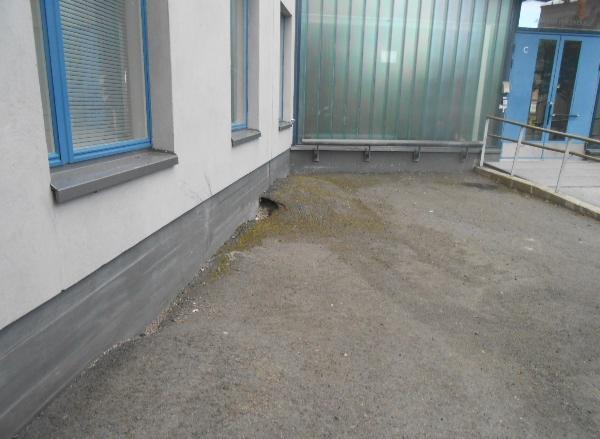 Valokuvat Sokkelin liittymässä vaurioita,