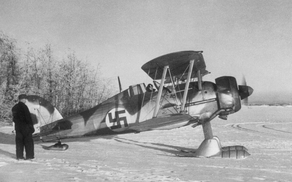 Gloster Gladiator II Gloster Gladiator II oli brittiläinen yksipaikkainen hävittäjä.