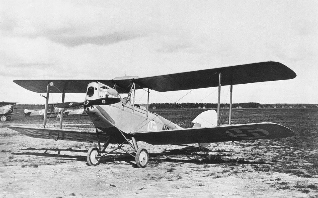 De Havilland D.H.60 ja 60X Moth De Havilland D.H.60 ja 60X Moth olivat brittiläisiä kaksipaikkaisia koulukoneita.