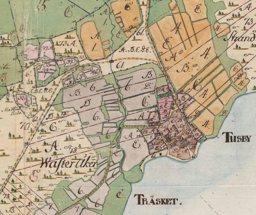 Isojakokartta korjauksineen vuosilta 1768-1774 osoittaa kaikkien yhdeksän (kaikki kantatilat Anttilaa lukuunottamatta olivat jo jakautuneet kahtia) talon sijainneen tiiviinä, tiheästi rakennettuna