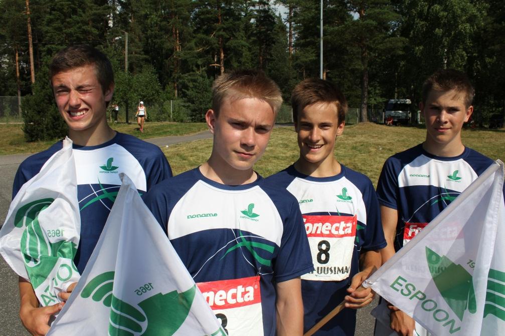 SM-viestit SM-JOUKKUEMITALISTIT P15 4x80m aj 2.