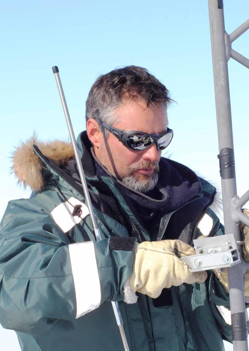 FINNARP Kenttätoiminta 2016 17 Field Operations 2016 17 Pääkirjoitus Editorial Suomen Etelämanner-tutkimusohjelman kenttätyöt noudattivat tuttua kaavaa eteläisen kesän 2016-17 aikana.