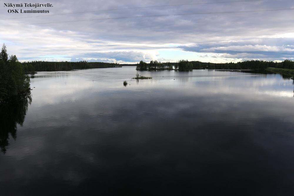 Näkymä Tekojärvelle kesäillassa, 2017.