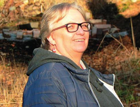 Luottamusmiesesittelyt Tässäpä kaksikko tää, pääluottamusmiehiä nää. Kumpi on kumpi päätä sää! Kristiina Salo Kai Liistokki @espoo.fi @espoo.