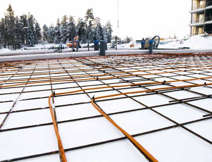 2.2 Betonin lämmityskaapelit Käytetty lämmityskaapeli on tyypiltään kaksijohdinlämpökaapeli. Kaapelissa on 2 metriä pitkä kuminen liitosjohto pistotulpalla. Kaapelin lämmitysteho on n.