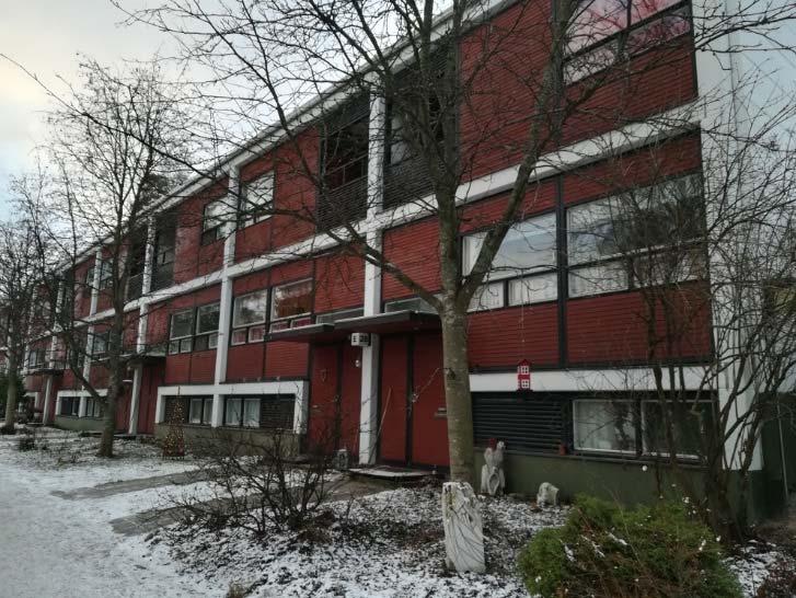 Suunnittelualueen luoteisosan lähettyviltä lähtee Bengt Lundstenin suunnittelema pienimittakaavainen rivitaloalue (1960-luku), joka kuuluu DOCOMOMO-järjestön hyväksymään suomalaisen modernin