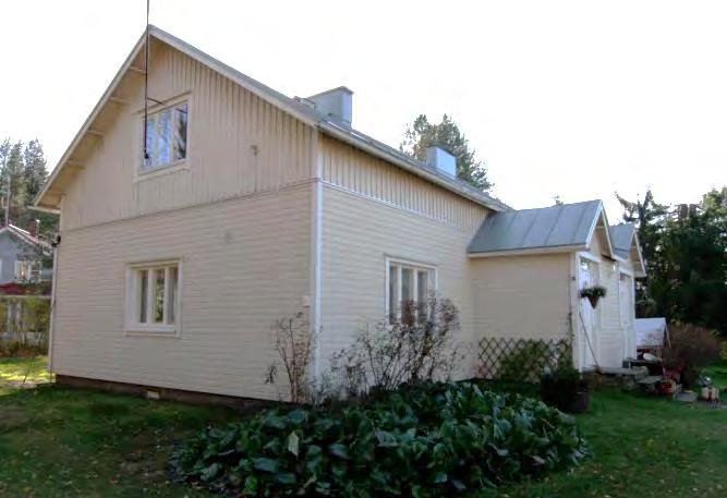 FCG SUUNNITTELU JA TEKNIIKKA OY Lehmon osayleiskaava 68 (107) Rakennukset: Päärakennus on puolitoistakerroksinen harjakattoinen