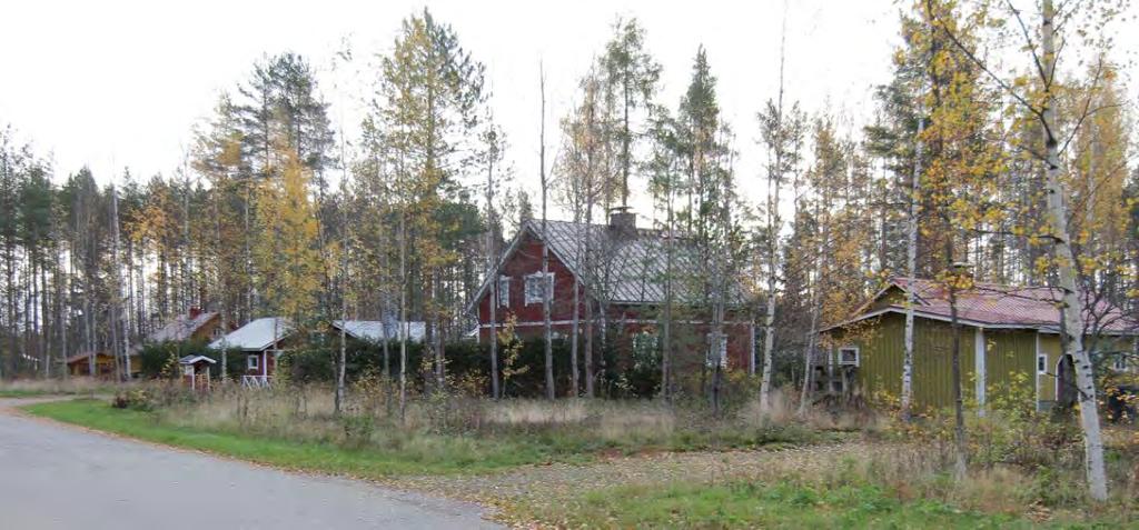 Myös piharakennukset ovat edelleen jäljellä ja hyvässä kunnossa. Kuva 45.