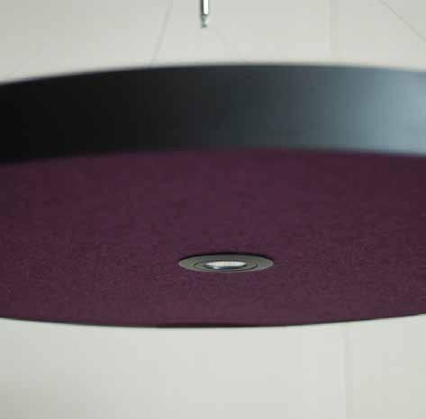 Ceiling tuotteen avulla voit kohdentaa äänenvaimennuksen sinne, missä sitä eniten tarvitaan. Tuote sopii hyvin sekä seinälle että kattoon. Tuotteen saa myös halutessaan valoilla.