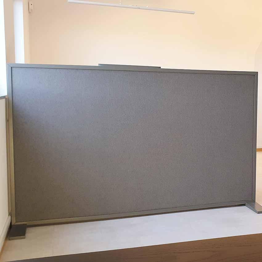 Big Screen -tuotetta käytetään muodostamaan muunneltavia ryhmätiloja kouluihin,