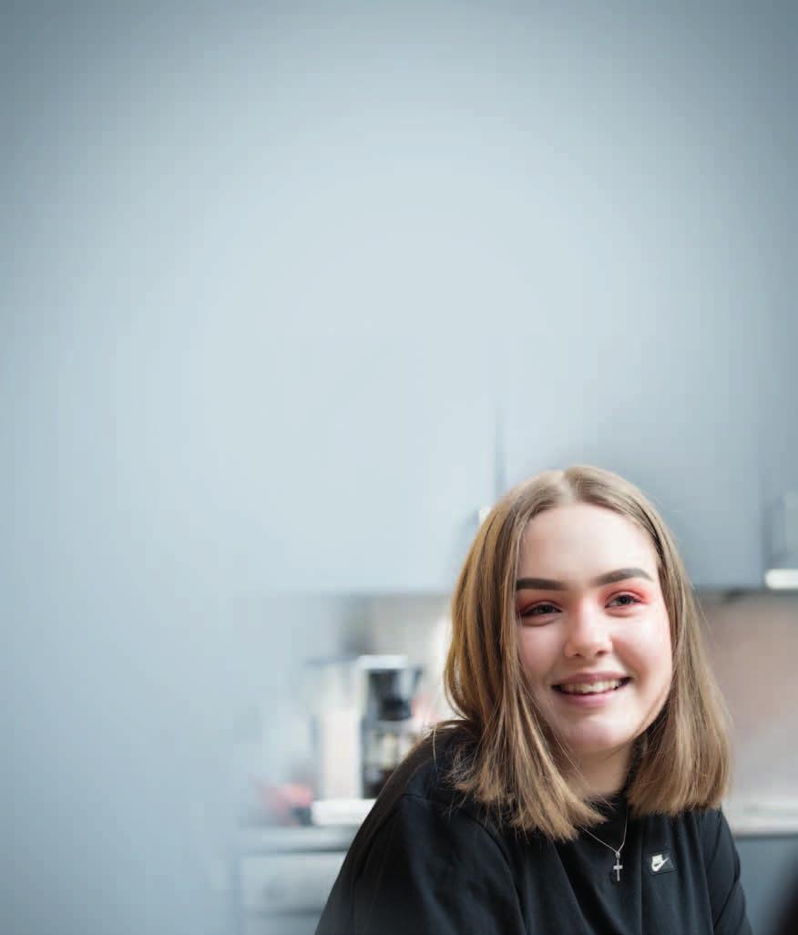 Nuoret KOULULAISET Hiihtolomalla! Talviwipinät koululaisille ma-ke 18. 20.2. klo 9 16 Hauskaa tekemistä ja retkiä loman jokaiseen päivään! Hinta 20 /päivä, sisältää ruoan, välipalan ja retken.