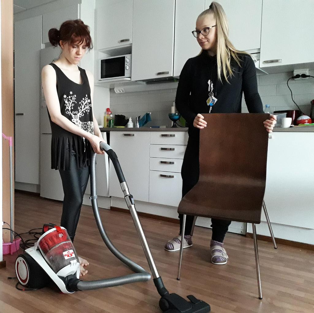 Jos haluat tietää lisää Tampereella sijaitsevista asunnoista, ota yhteyttä Asuntotoriin. Asuntotorin henkilökunta auttaa sinua myös hakemaan asuntoa.