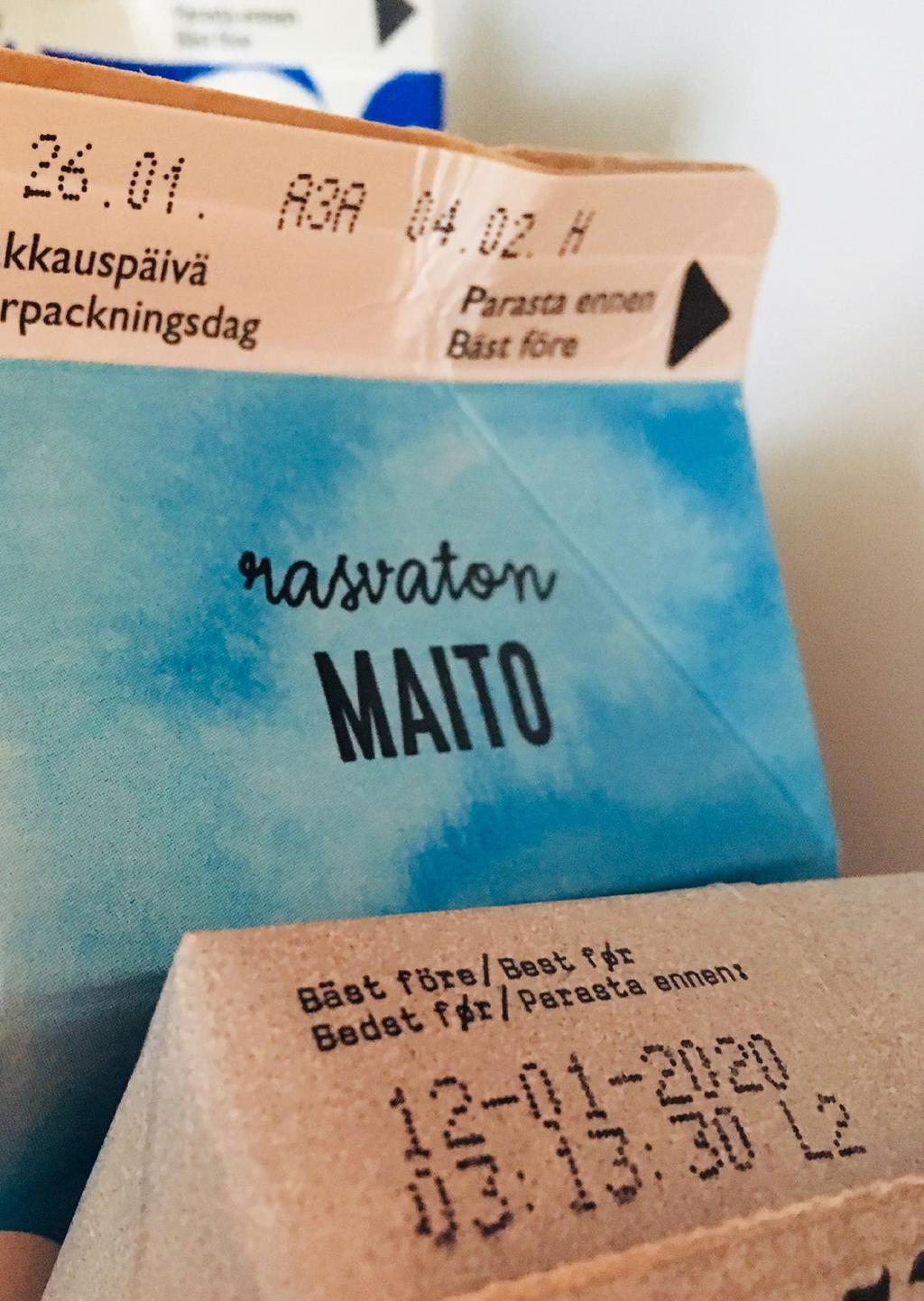 Vedenkulutus Suihkussa käyminen kuluttaa paljon vettä. Siellä kannattaakin käydä nopeasti. Sopiva aika on viisi minuuttia. Älä myöskään käytä vettä turhaan.