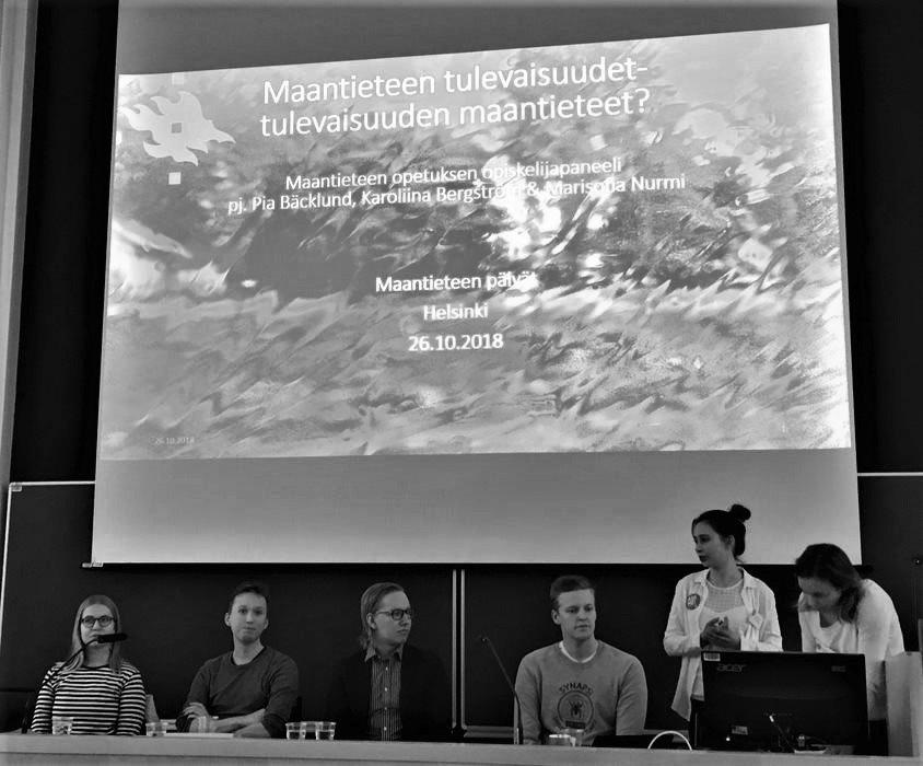 150 Uutisia ja tiedonantoja Nyheter och meddelanden TERRA 130: 3 2018 Maantieteen päivät huipentuivat perjantaina opiskelijoiden paneelikeskusteluun.