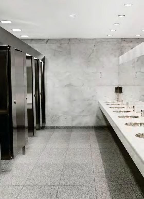 16 WC-/pesutilat Tunnistimet WC-eriöt ja suihkuseinät vaikeuttavat tunnistusta WC- ja pesutiloissa.