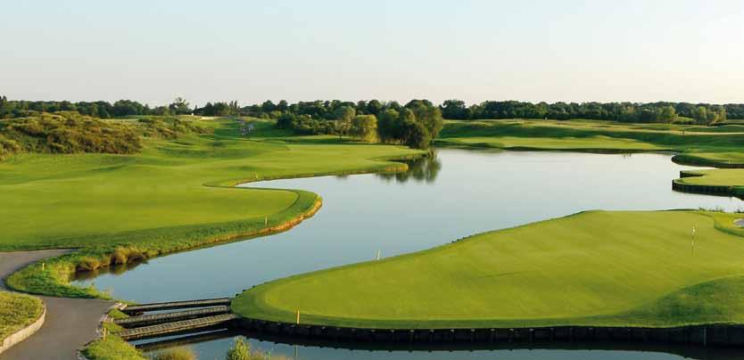 Seniorigolfin Pelimatkat Syksy 2019 Voit tehdä varauksen myös netissä myynnin auettua osoitteessa: www.ongolf.fi/golfseniorit RANSKA Le National Ranska Le National LÄHTÖ: 20.9. SHORT BREAK (4 VRK) Espanja Torremirona LÄHTÖ: 5.