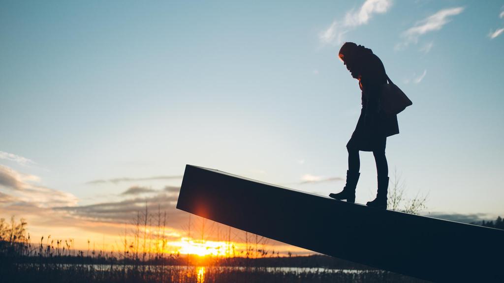 MIKSI MITEN MITÄ Jokaisella on oikeus pysyä mukana. Oikea-aikaisesti ja ennaltaehkäisevästi. Vahvistamalla olemassa olevia palveluita ja innovoimalla uutta.