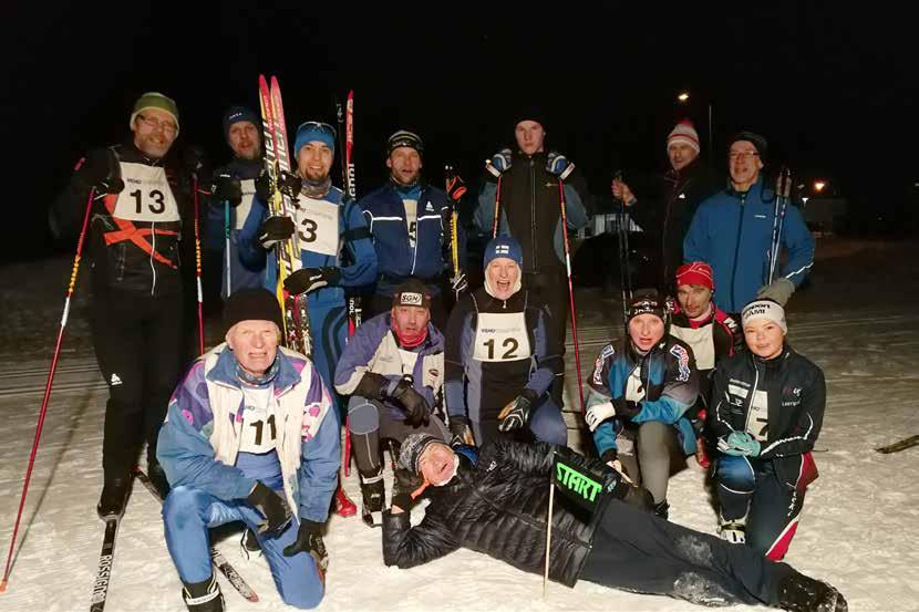 Iltatreeneistä muodostui pienimuotoinen kisa. Iltatreeneihin osallistui aktiivinen ryhmä kuntopirkkalaisia, Lempäälän kisan ja maratonklubin jäseniä.