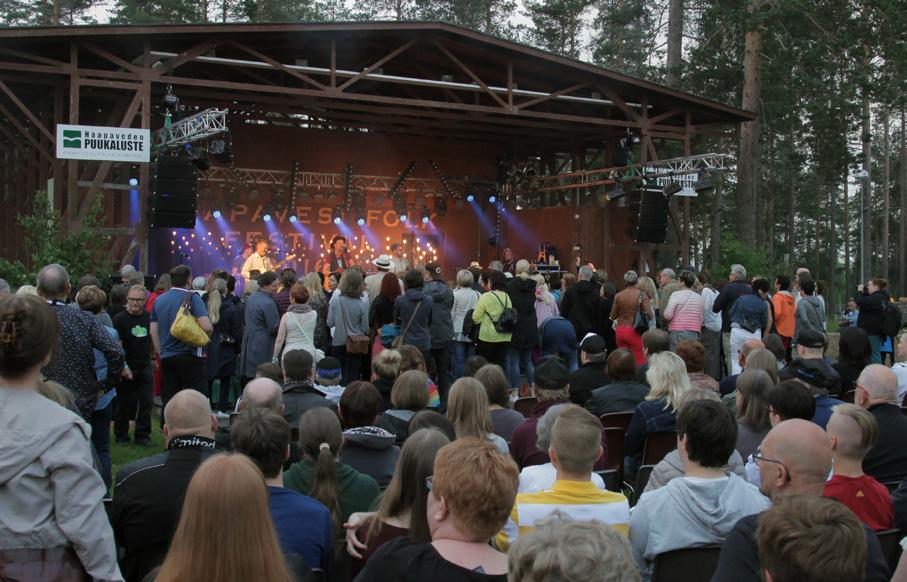 Kulttuurifestivaalien merkitys aluetaloudessa Kulttuurifestivaalit luovat mahdollisuuksia taloudellisen kasvun ja henkisen hyvinvoinnin lisääjinä.