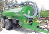 TAMPEREEN KONEKESKUS KUOPION KONEKESKUS 116 935 John Deere 6155r -16 2060h. Namukka ultimate edition varustustasolla ja huoltosopimuksella, totta kai!