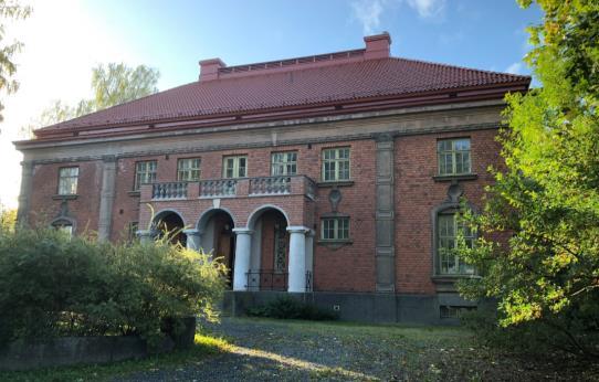 2.1.5 Arkkitehti W.G. Palmqvist Merkittävä osa selvitysalueen rakennuksista on arkkitehti Wäinö Gustaf Palmqvistin (1882-1964) suunnittelemia.