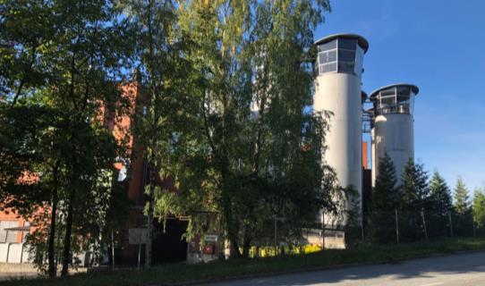 Suurimpana massana on vuonna 2000 rakennettu laajennus ja siihen