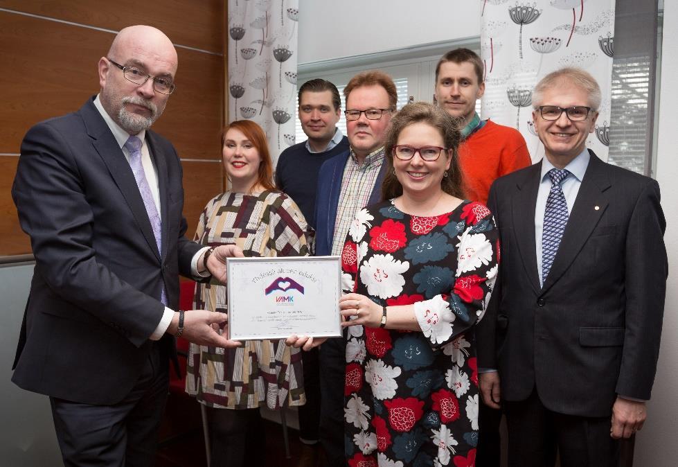 6. Avustustoiminta ja stipendit VTS lahjoitti 27.3.