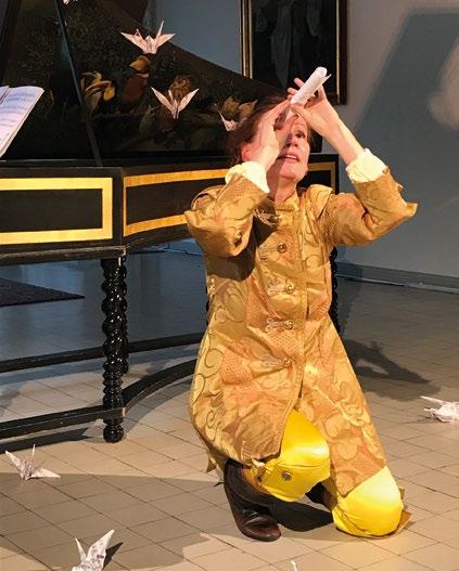 komediaa, karjapaimenia, näyttämöavustajia ja rapuja. Aika ja paikka: ti 19.3. klo 19 Valvesali sekä ke 20.3. klo 19 Teatterikuoppa, Haukipudas Kesto: n.