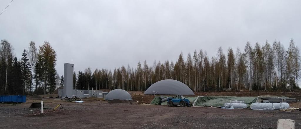 HAJAUTETTU BIOKAASUNTUOTANTO Sivuvirtojen hyödyntäminen (kesantonurmet, viherlannoitusnurmet, suojavyöhykkeet, aluskasvit, lanta) Paikallinen mittakaava