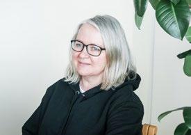 Viestimme toiminnastamme pääasiassa sähköpostitse ja verkossa. Muistathan siis seurata meitä Facebookissa ja Instagramissa: finfamisalo. JOHANNA SYDÄNOJA Omaistyön koordinaattori johanna.
