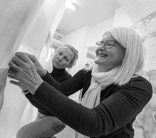 Yhtenä esimerkkinä Suomen Kuvataidejärjestöjen liiton kanssa yhteistyössä toteutettu Akvarelli NYT -näyttely Taidekeskus Ahjossa, Joensuussa.